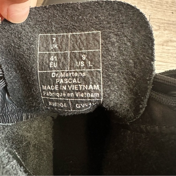 Dr. Martens Pascal Boots - Picture 2 of 8
